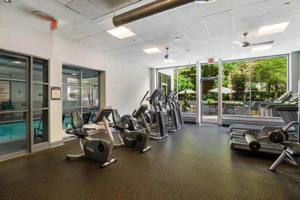 Unique Apartment In A Great Pentagon City Location Arlington Exterior photo